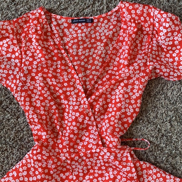 Red floral wrap sundress - Picture 3 of 3